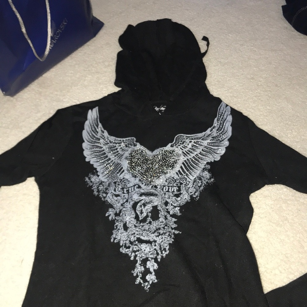 SUPER CUTE SHIRT!!